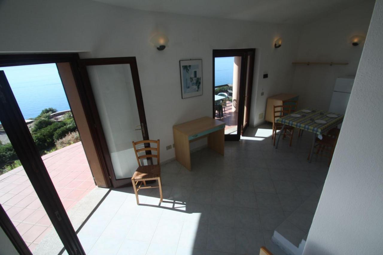 Villino Lu Ciuoni With Nice Sea View Коста Парадизо Екстериор снимка
